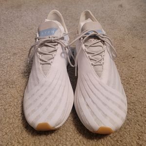 SAYSH ONE White Sneakers with Box and Shoe Bag Allyson Felix Athletic shoes